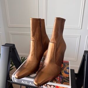 INEZ Paz 90 Stretch Boot in Soft Bronze metallic leather